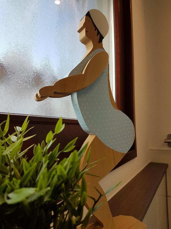 Ferienwohnung An Der Kleinen Schreinerei Hallschlag エクステリア 写真